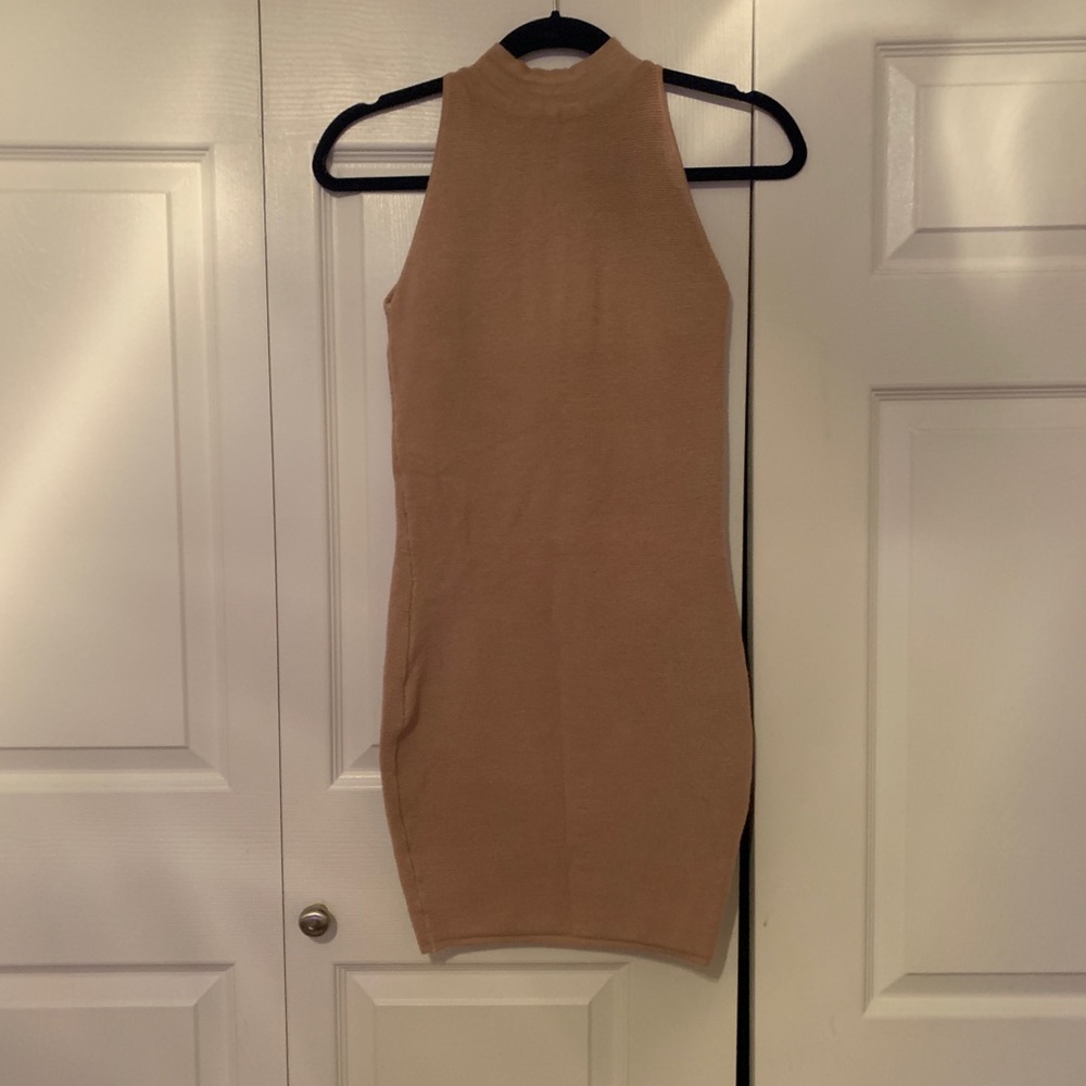 Nude fitted dress
